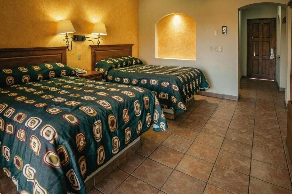 Картинка Hacienda Suites Loreto 3*