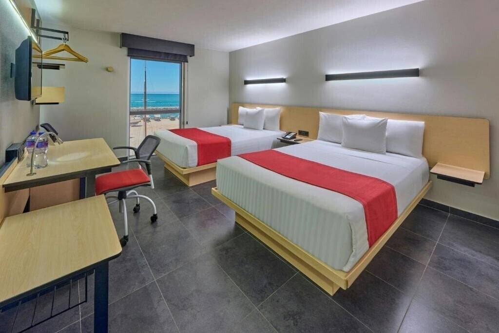Изображение City Express by Marriott La Paz 3*