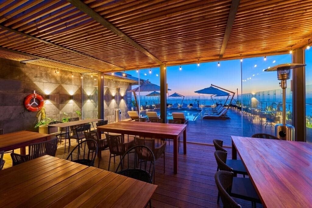 Фото City Express Plus by Marriott Ensenada 3*