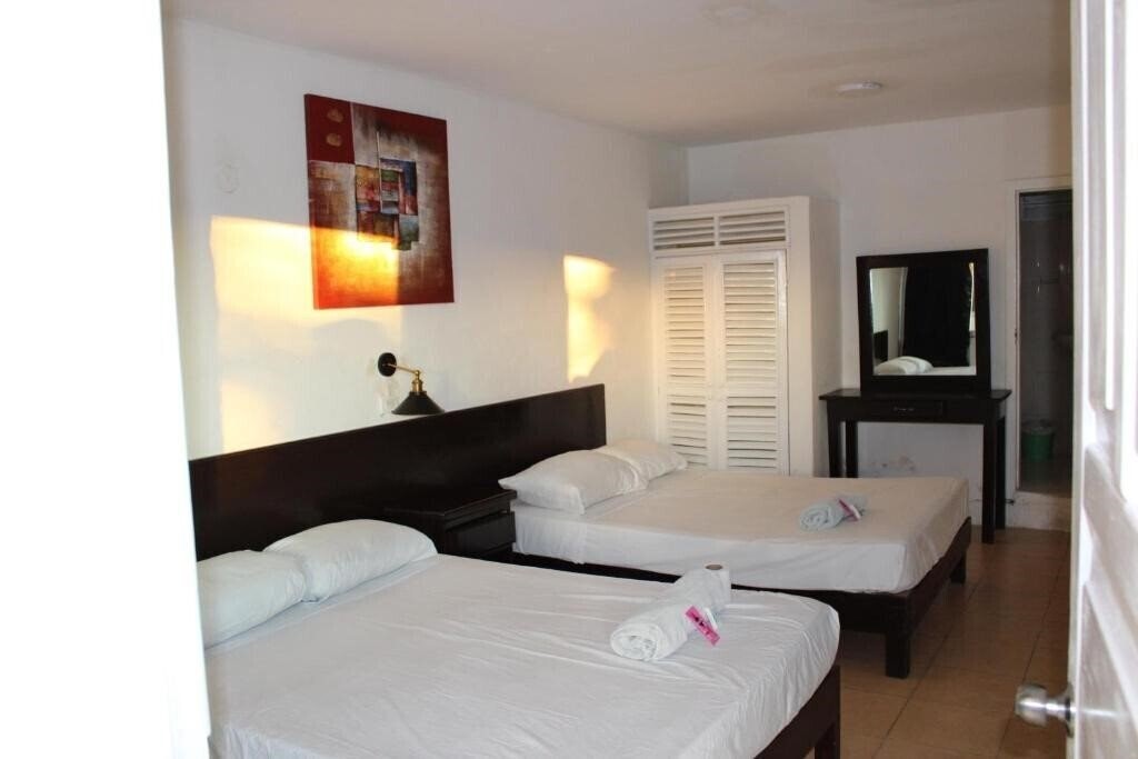 Зображення OYO Hotel Colibri (ex. Hotel Platas) 3*