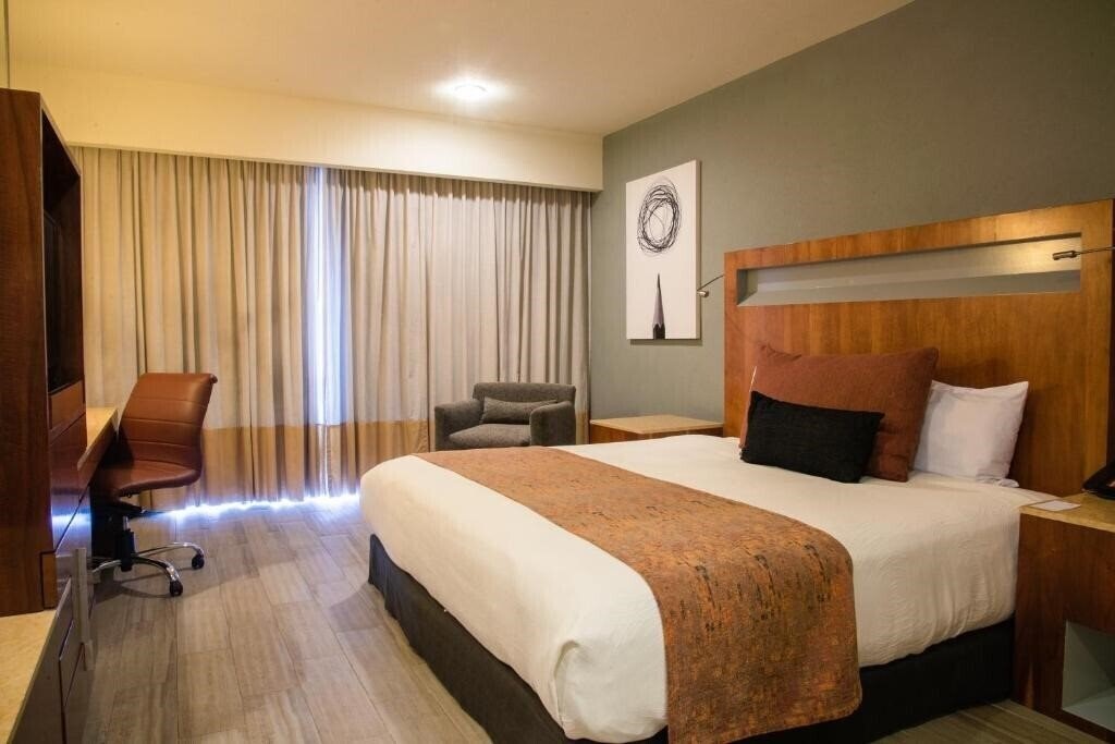 Изображение Real Inn Guadalajara Centro 4*