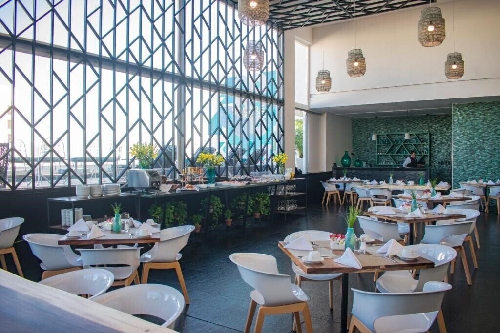 Фотографія Square Small Luxury Hotel 4*