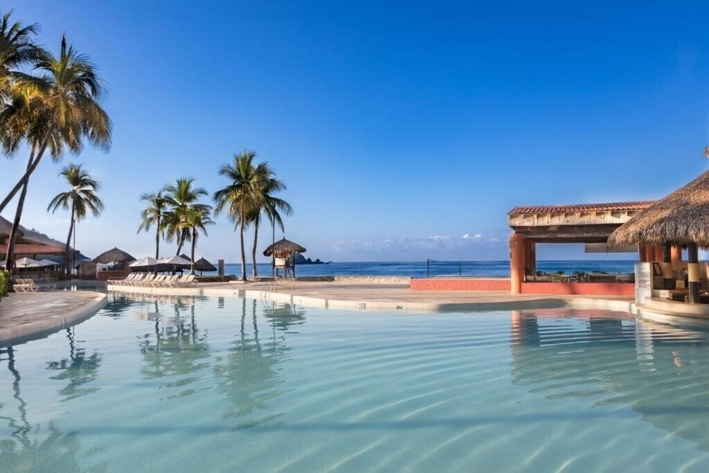 Фотографія Holiday Inn Resort Ixtapa 5*