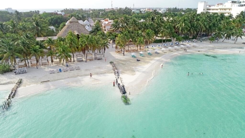 Готель Cabanas Maria Del Mar 3*