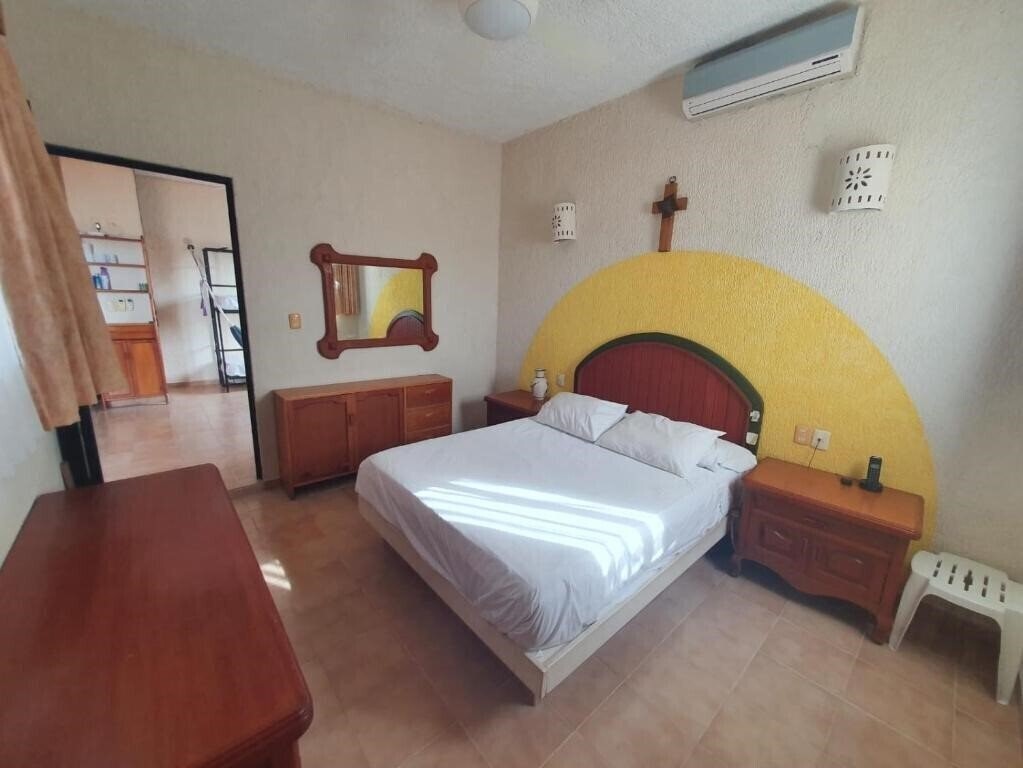 Готель Suites Los Arcos 3*