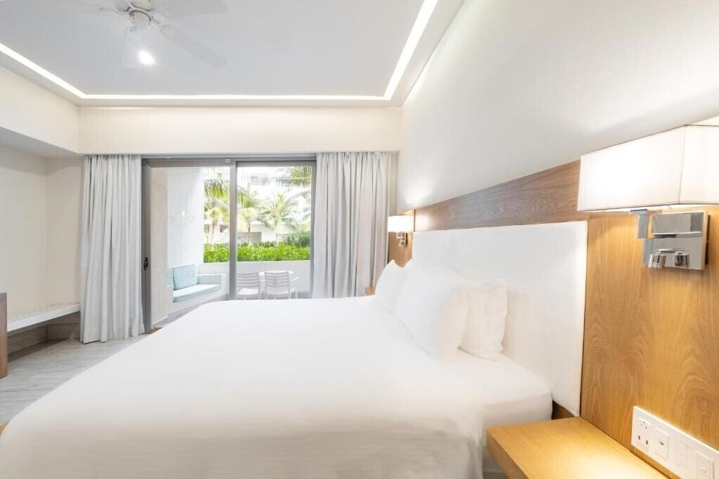 Фото Izla Hotel 4*
