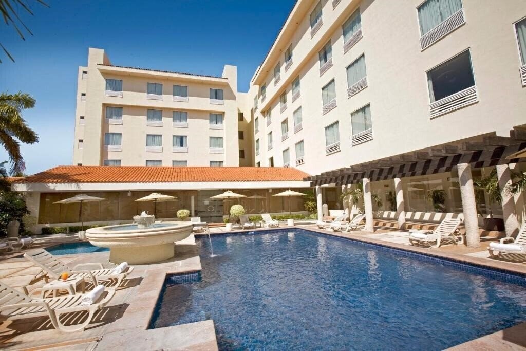 Готель Fiesta Inn Ciudad Del Carmen 4*
