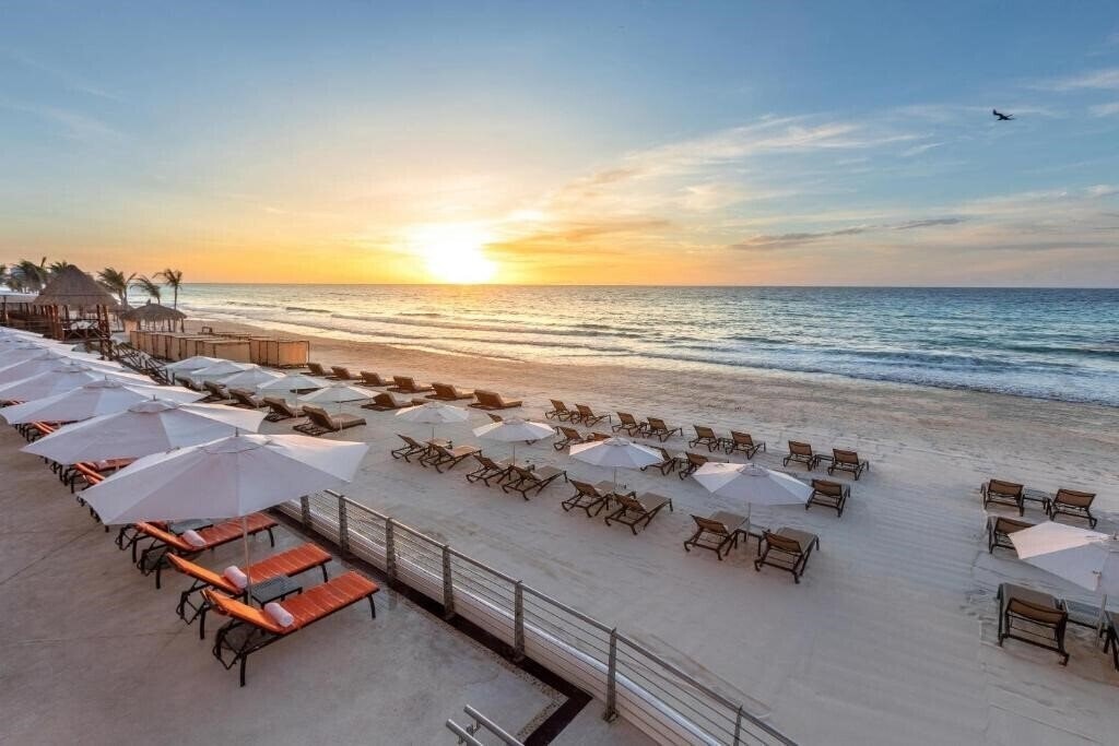 Готель Beach Palace 5*