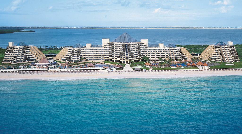 Готель Royal Service At Paradisus Cancun 5*