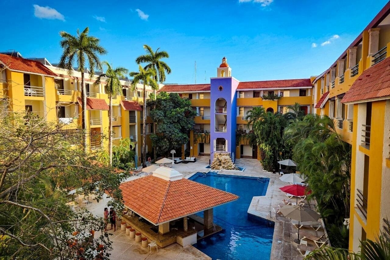 Готель Adhara Hacienda Cancun 3*