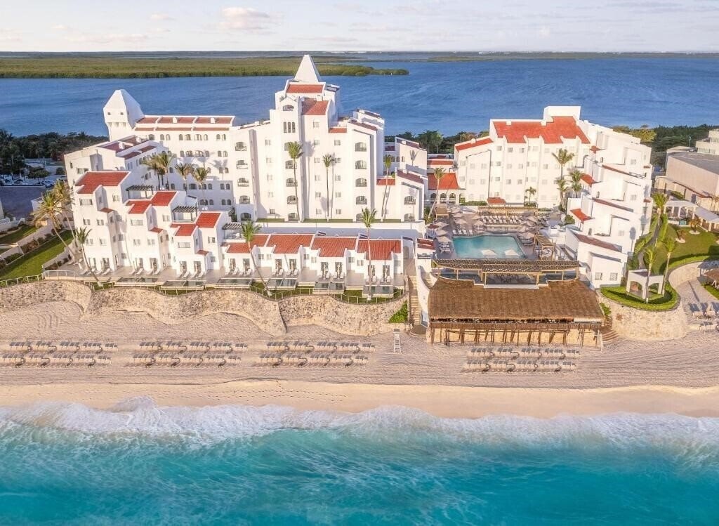 Готель Gr Caribe By Solaris Cancun 5*