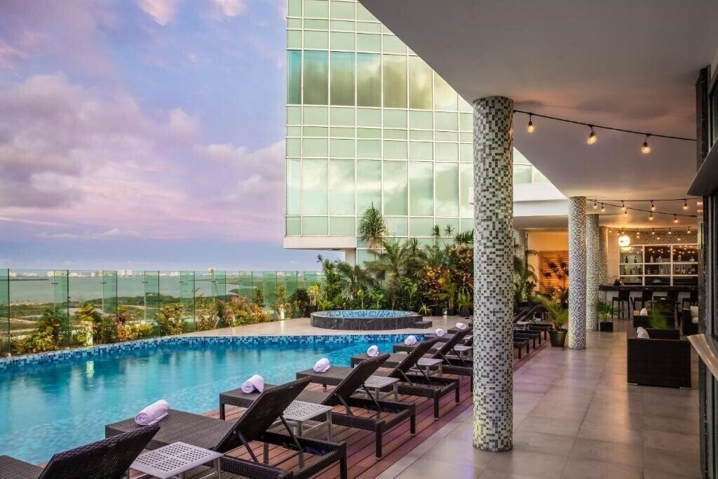Фотография Fiesta Inn Cancun Las Americas 4*