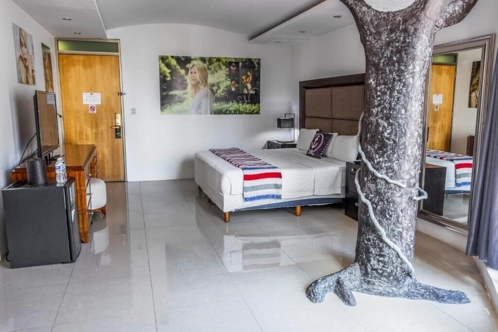 Готель Mayafair Design Hotel 3*