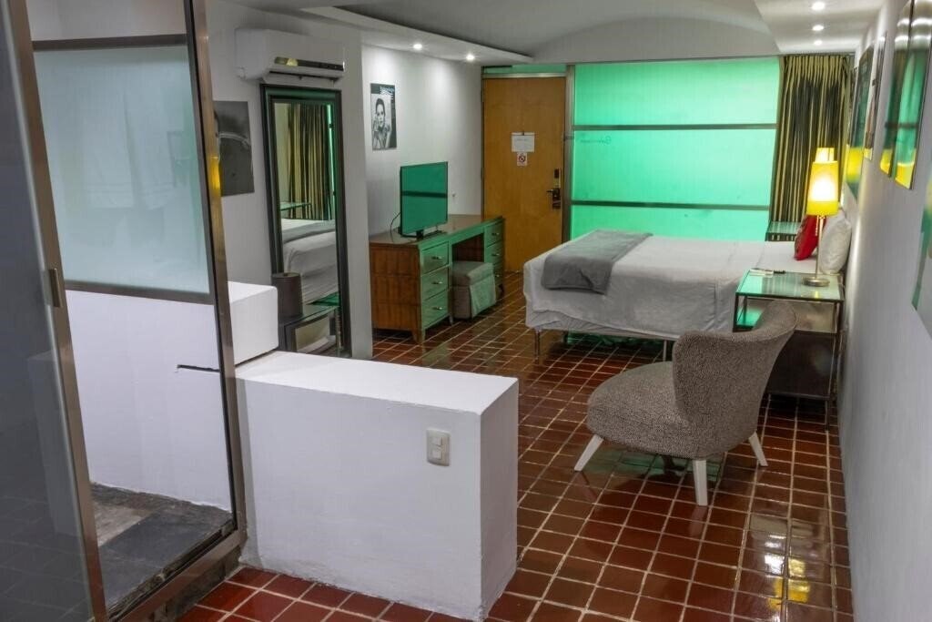 Фотографія Mayafair Design Hotel 3*