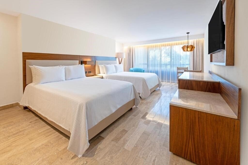 Фото Oh! Cancun The Urban Oasis 4*