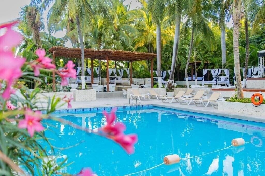 Изображение Oh! Cancun The Urban Oasis & Beach Club 4*