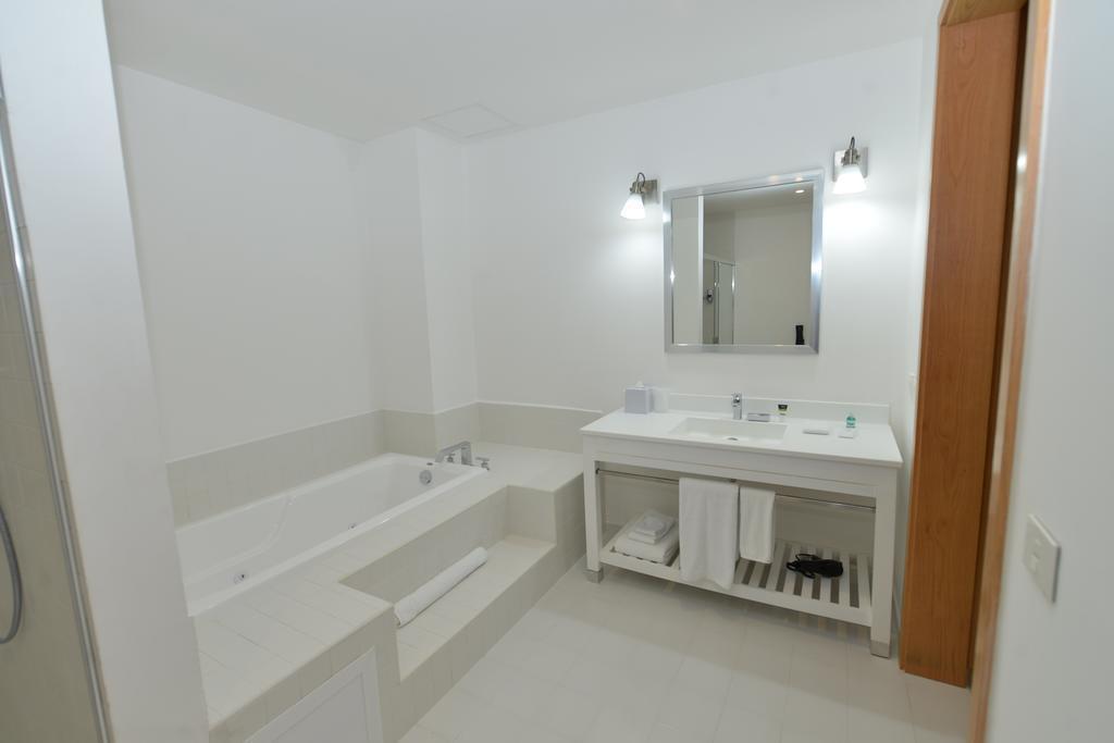 Зображення Four Points By Sheraton Cancun Centro 4*