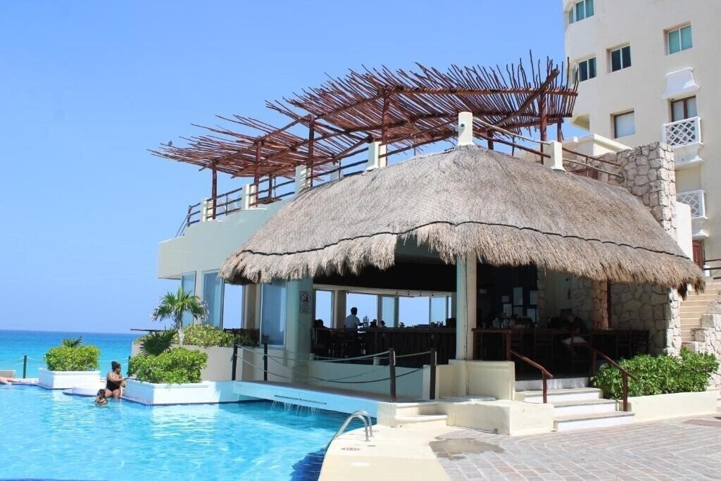 Фото Cancun Plaza 3*