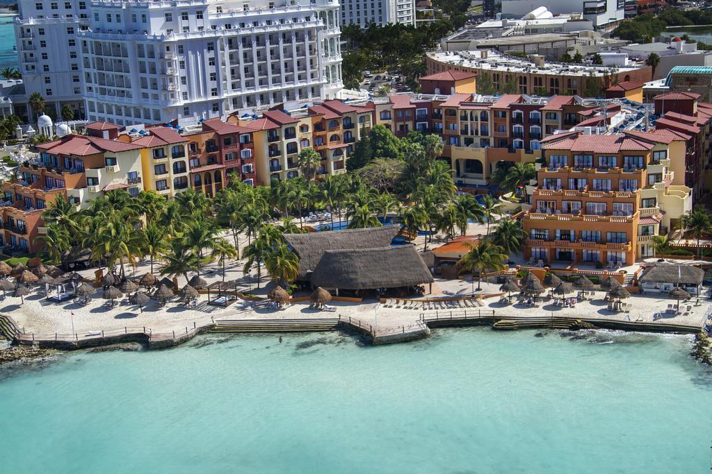 Готель Fiesta Americana Villas Cancun 5*