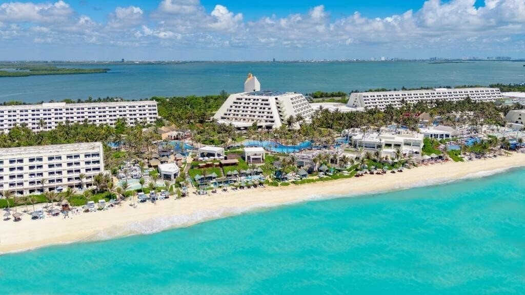 Отель Oasis Cancun Lite 5*