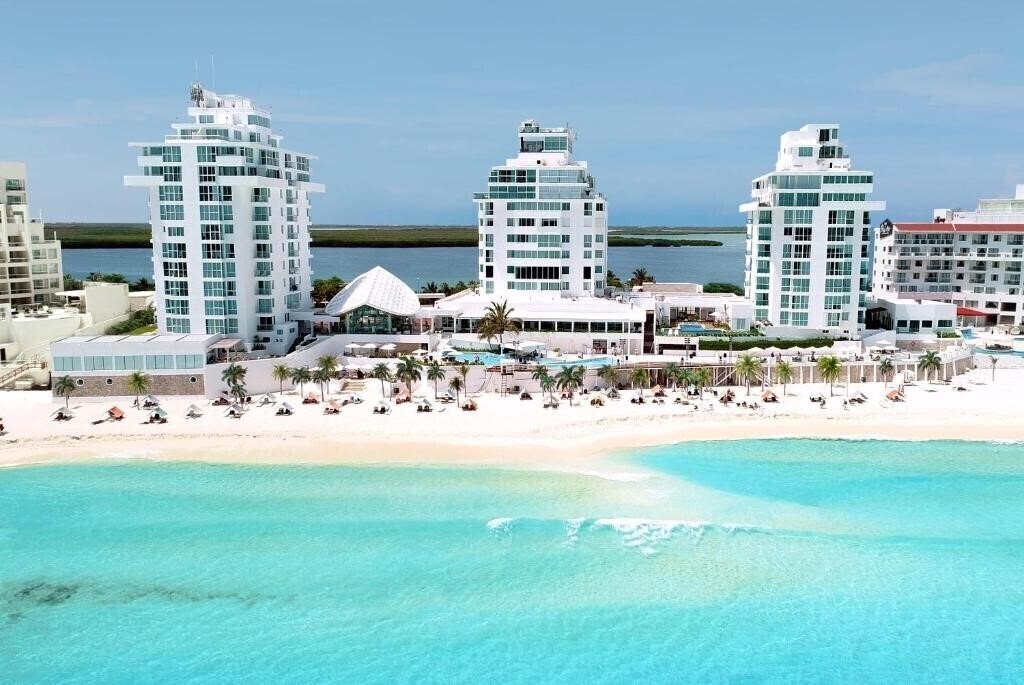 Отель Oleo Cancun Playa All Inclusive Boutique Resort (ex. BelleVue Beach Paradise (ex. Hotetur Beach Paradise)) 4*