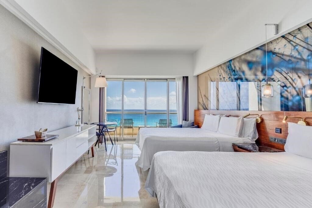 Фото Live Aqua Beach Resort Cancun 5*
