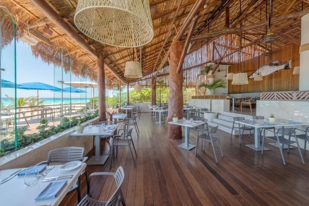 Зображення Live Aqua Beach Resort Cancun 5*
