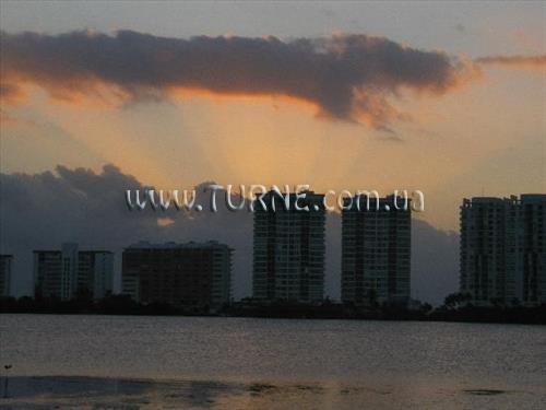 Готель Imperial Laguna 2*