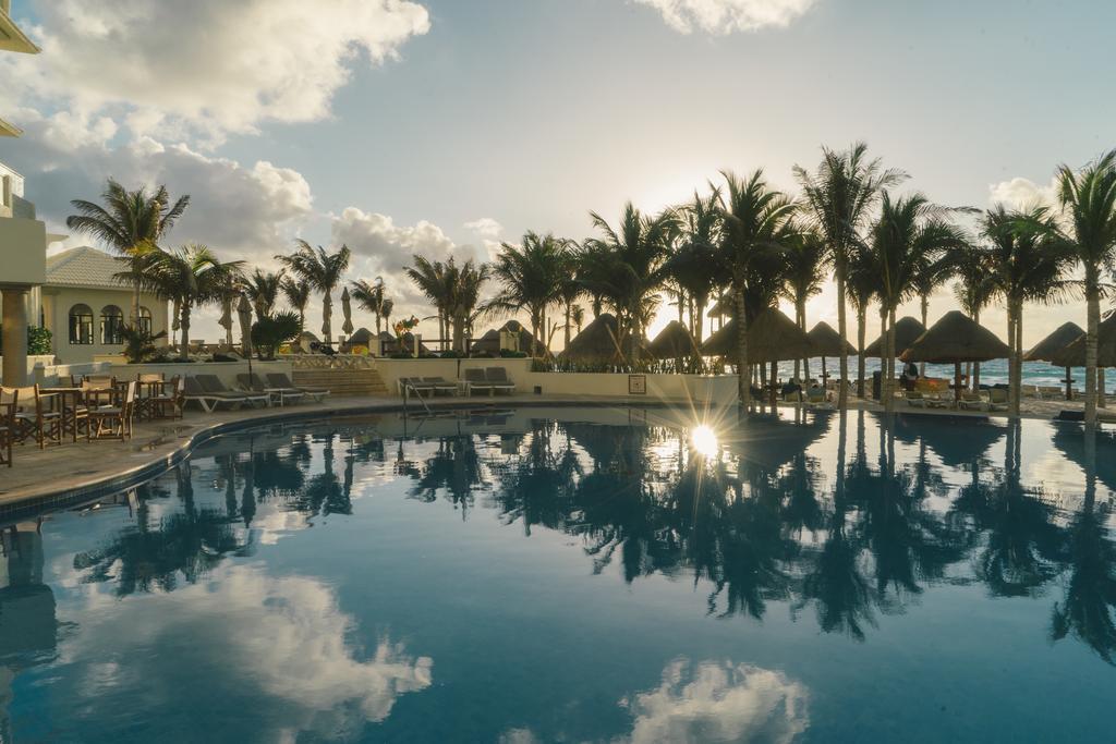 Готель Nyx Cancun Hotel (ex. Avalon Grand Cancun) 4*