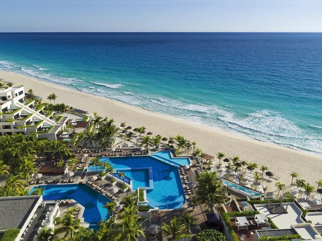 Готель Now Emerald Cancun Resort & Spa 5*