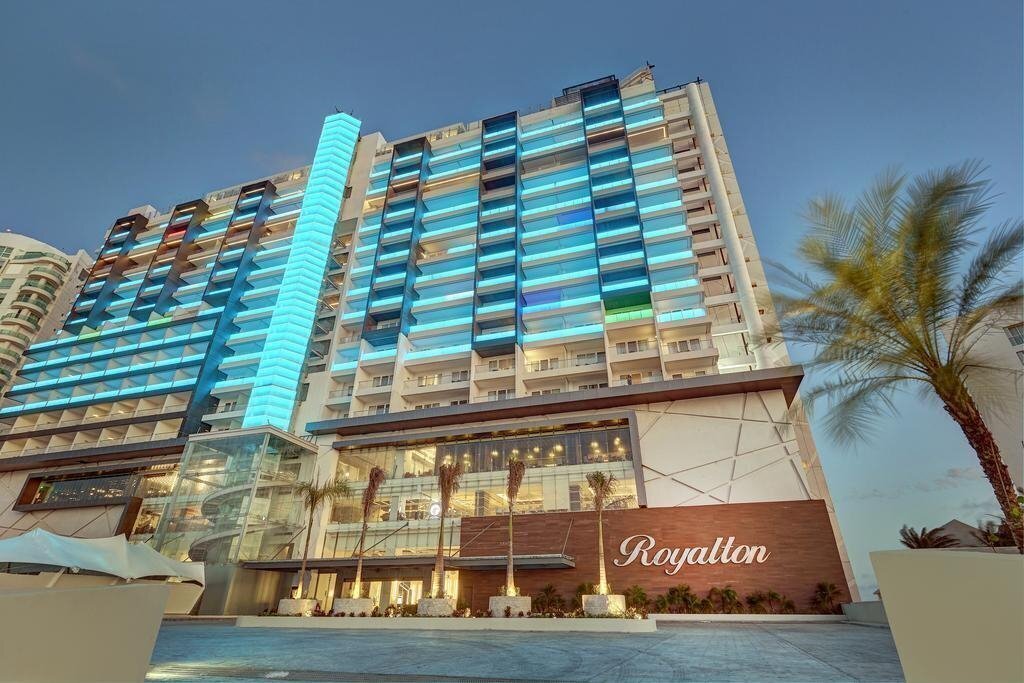 Отель Royalton Suites Cancun 5*
