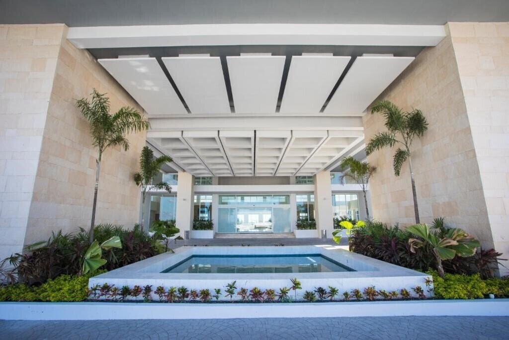 Фотографія Majestic Elegance Costa Mujeres 5*