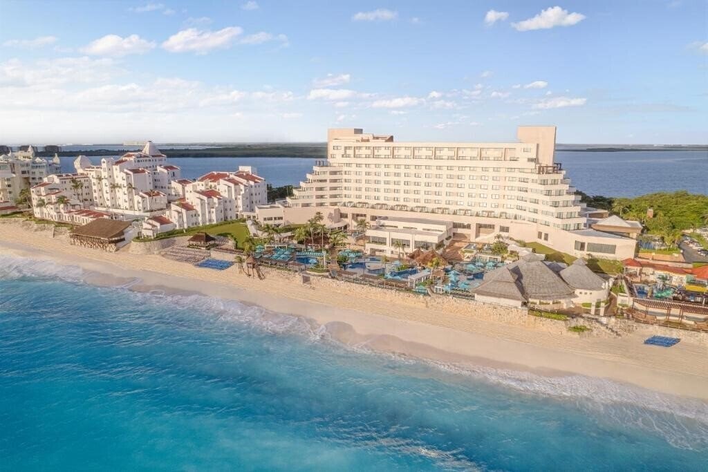 Изображение Club Royal Solaris Cancun - Premier All Inclusive 4*
