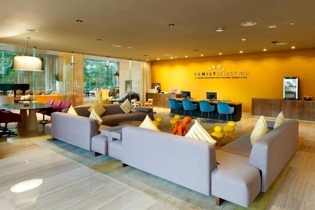 Картинка Family Selection At Grand Palladium Costa Mujeres 4*