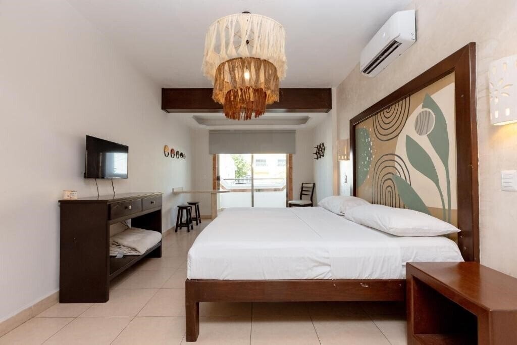 Фото Hotel Kinich 3*