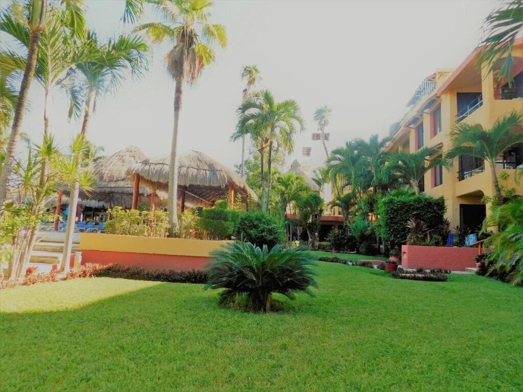 Картинка Nautibeach Condos 3*