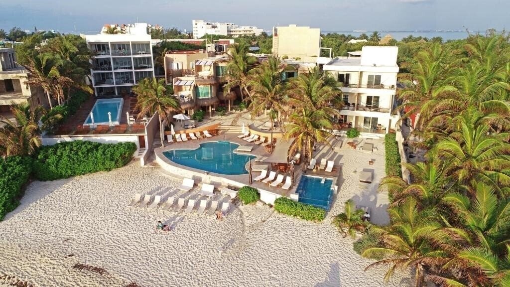 Готель Playa La Media Luna 4*