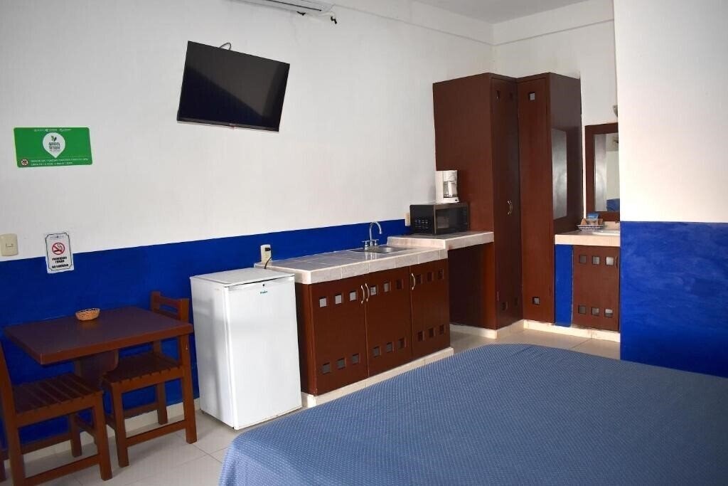 Фотографія Plaza Almendros 3*