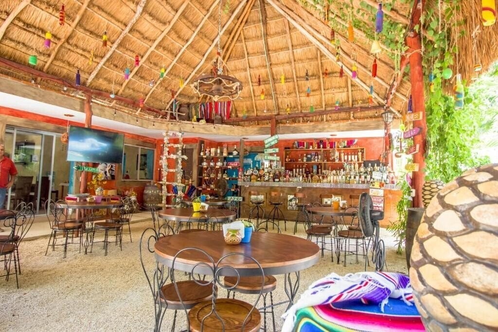 Готель Tequila Factory Cancun Hotel 4*