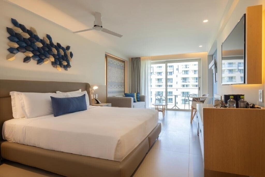 Фотография Royalton Splash Riviera Cancun 5*