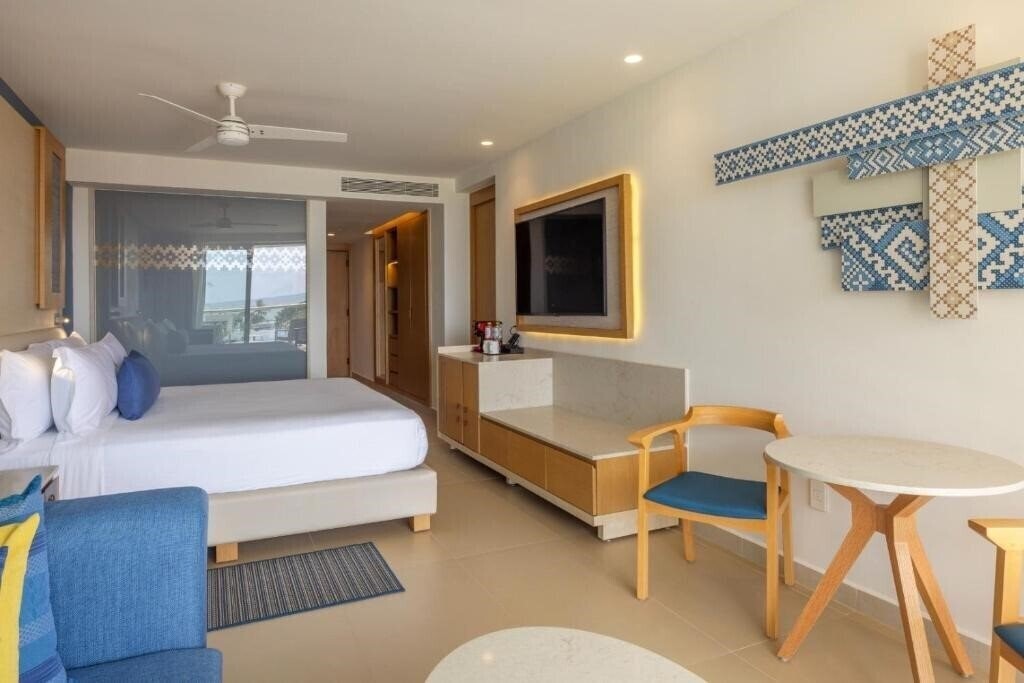Изображение Royalton Splash Riviera Cancun 5*