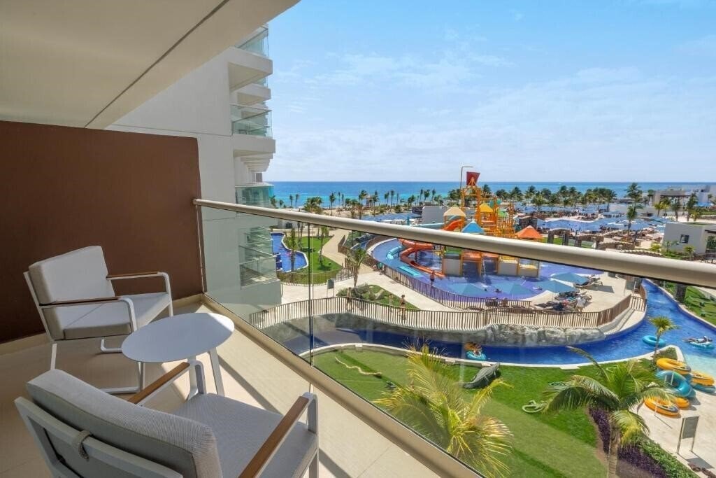 Картинка Royalton Splash Riviera Cancun 5*