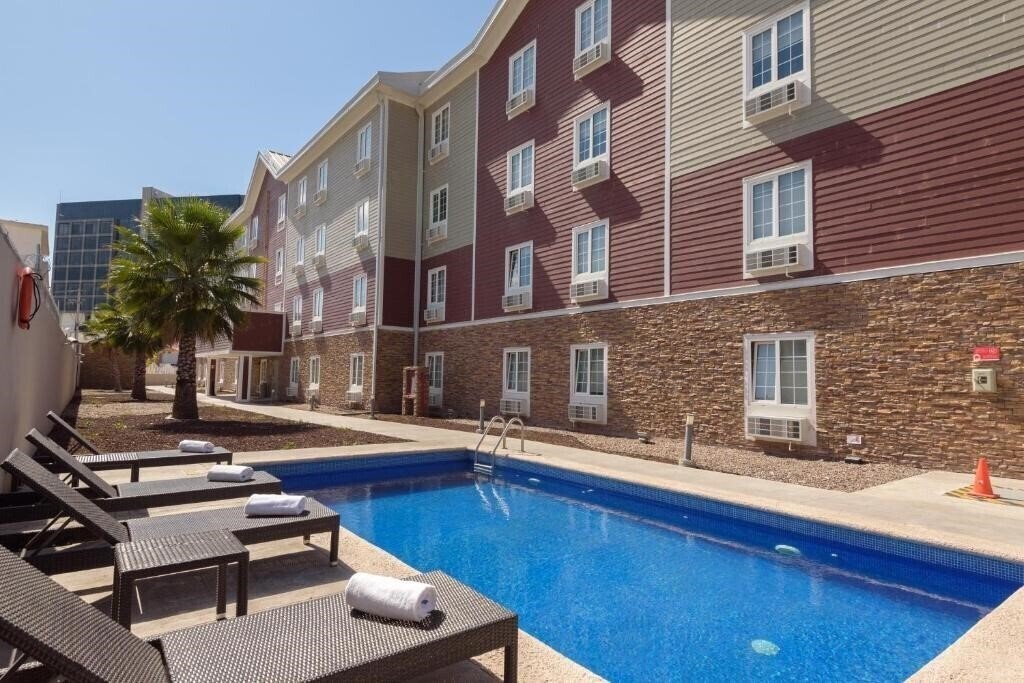 Изображение Hotel Extended Suites Cancun La Roca 3*