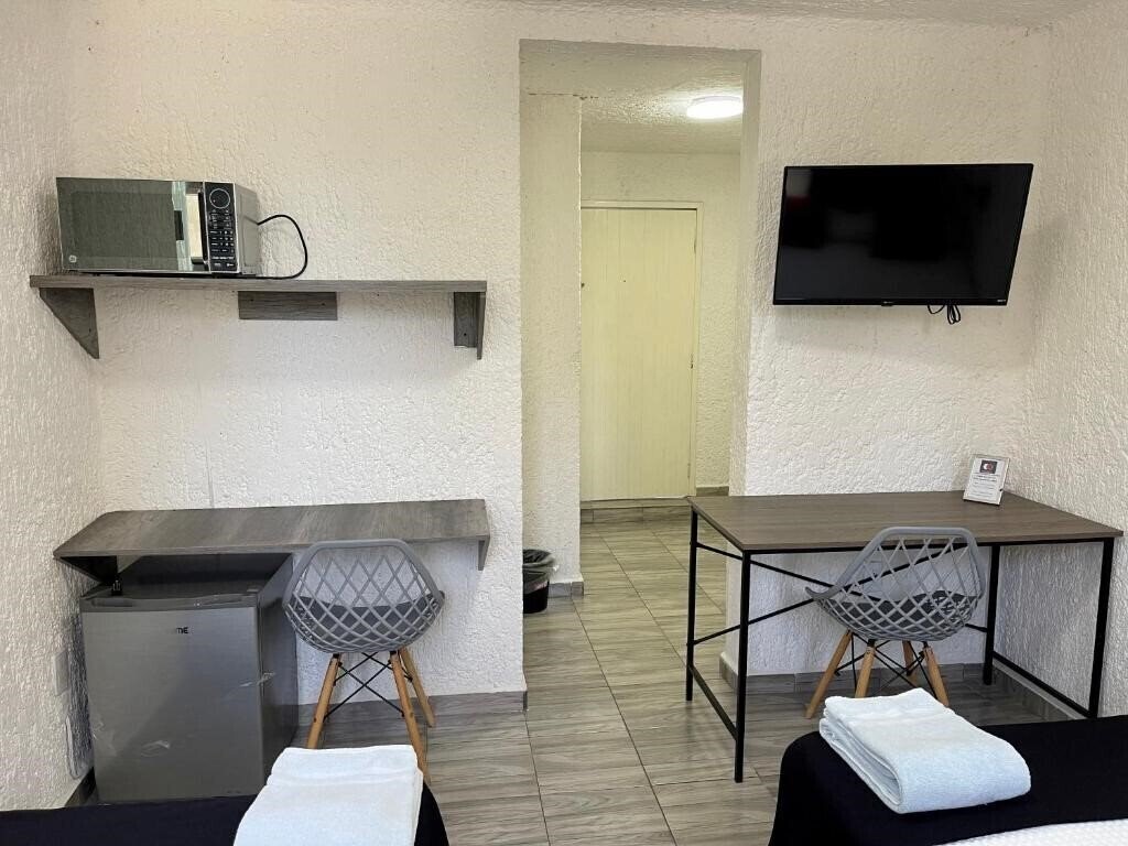 Готель Posada Farallon Inn 2*