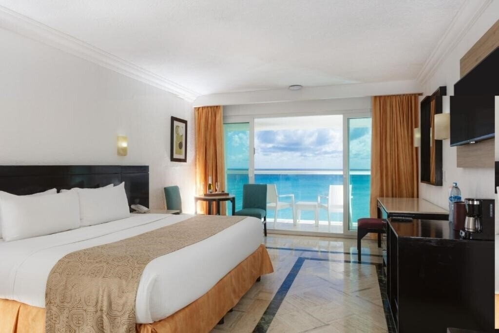 Фото Krystal Cancun 5*