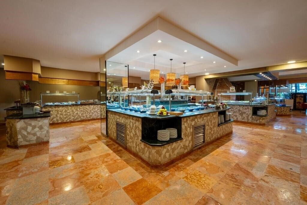 Изображение Grand Oasis Viva Beach 4*