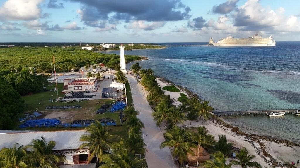 Готель Bluekay Eco Resort 3*