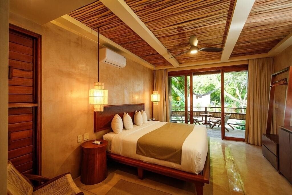 Готель Hotel Carolina Bacalar 2*