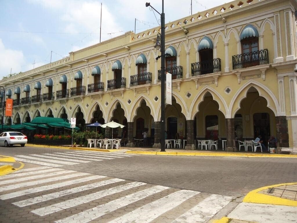 Готель Best Western Ceballos 4*