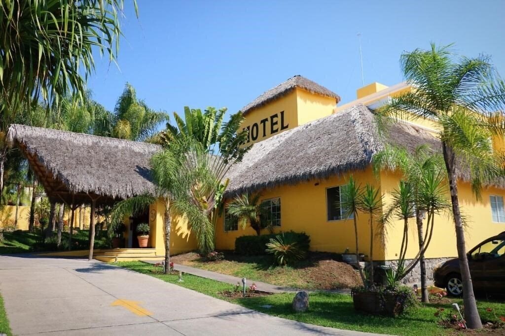 Отель Hotel Zar Colima 3*